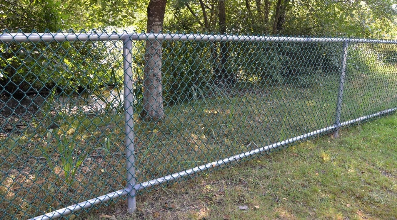 chain link fence